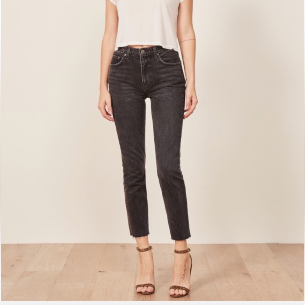 Reformation Jeans 26 Julia Crop High Rise Cigarette Raw Hem Black